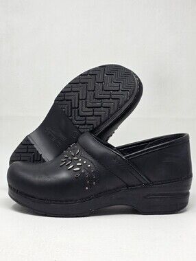 Dansko Black Leather Clogs Silver Metallic Bead Studded Womens Size EU 38 US 7.5